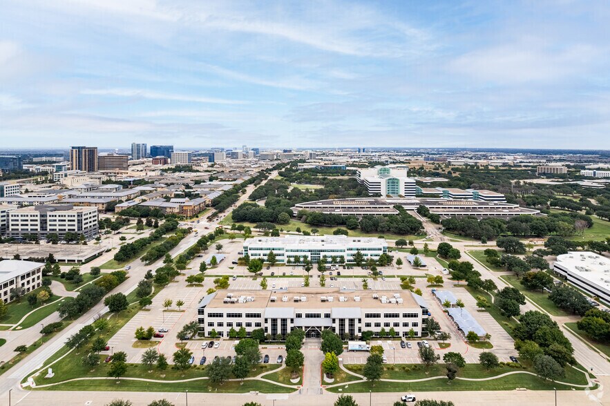 More Photos Of 5601 Democracy Dr, Plano Office For Lease