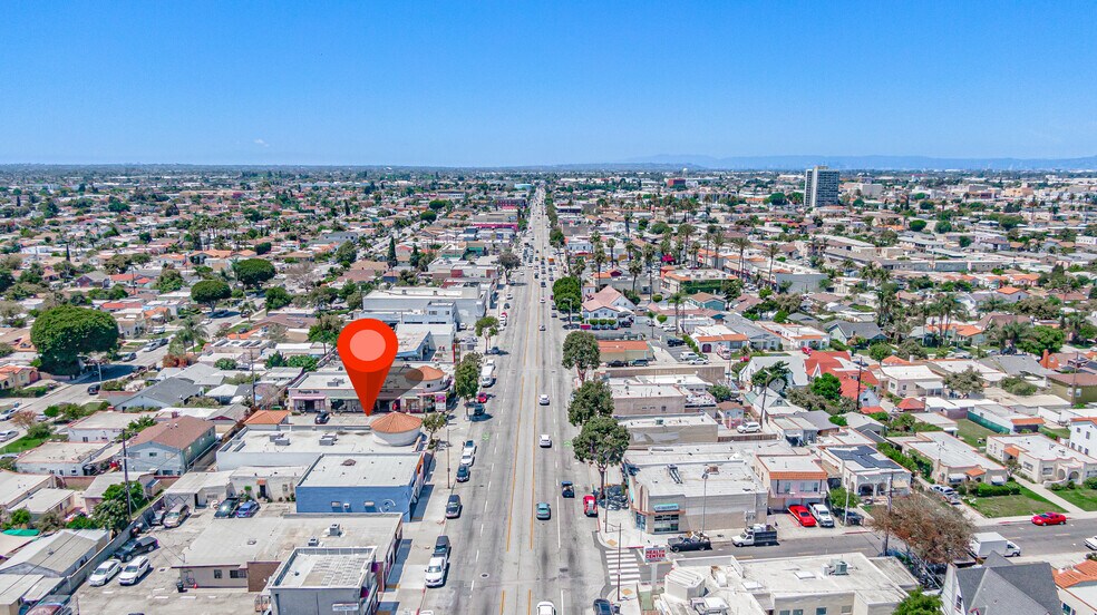 More Photos Of 3006 Florence Ave, Huntington Park Storefront For Sale