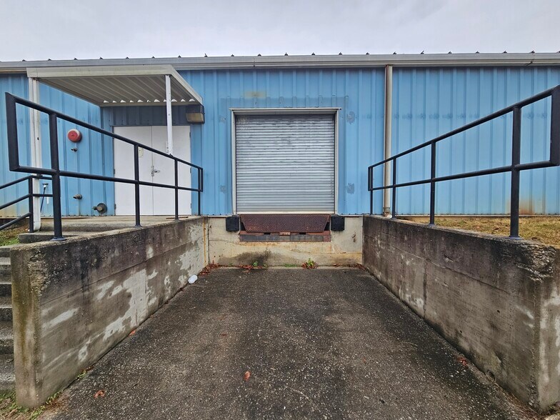More Photos Of 205 Industrial Pike, Whitwell Manufacturing For Sale