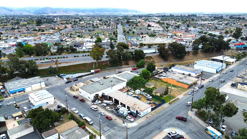 More Photos Of 257 Griffin St, Salinas Land For Sale