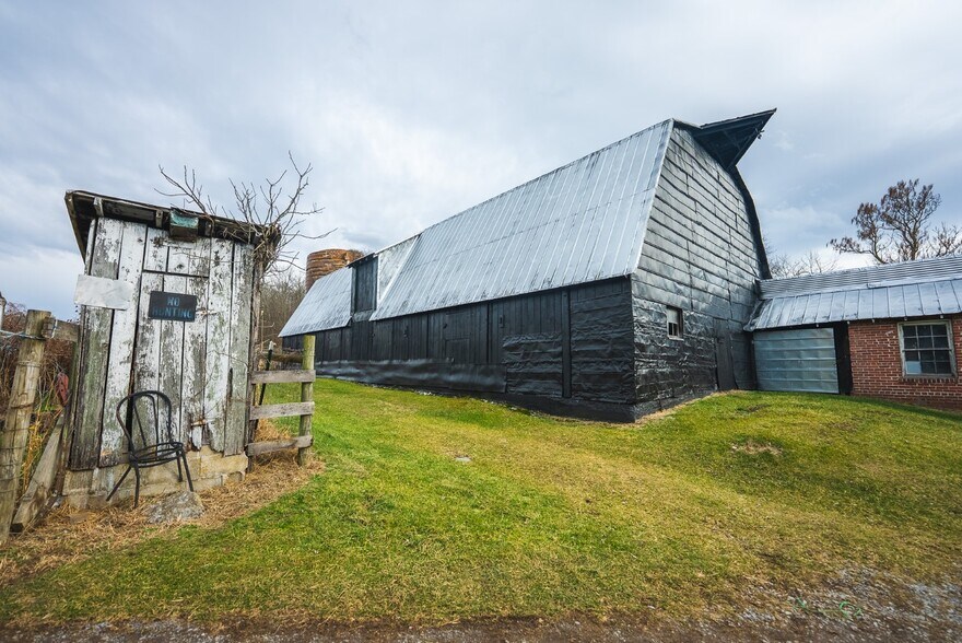 More Photos Of 230 Barn Ave, North Tazewell Land For Sale
