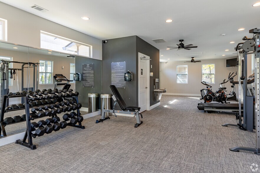 More Photos Of 55 Pharr Rd NW, Atlanta Apartments For Sale