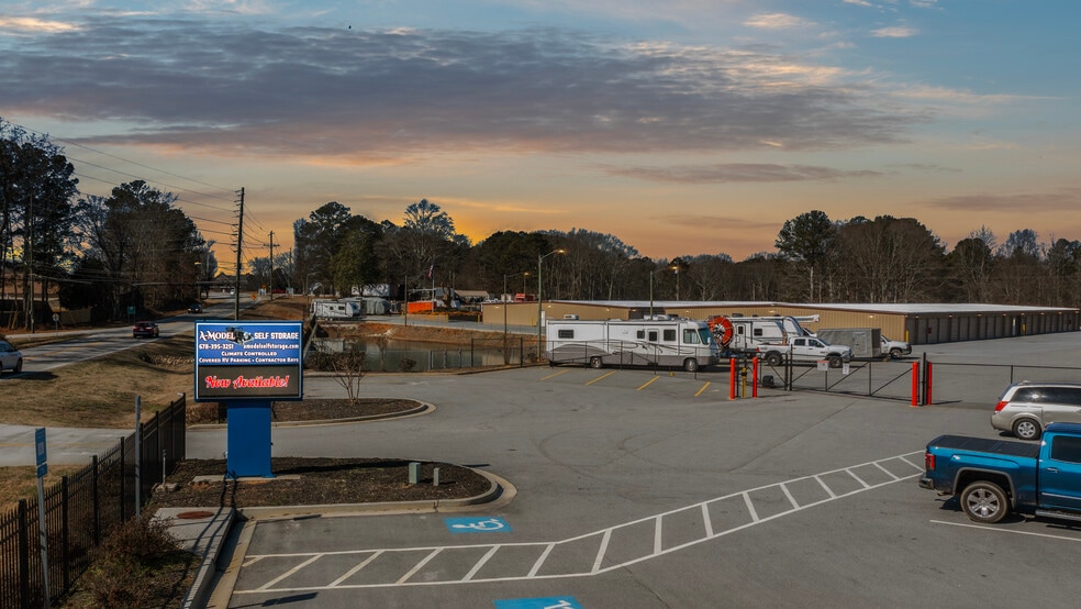 More Photos Of 4886 Highway 81, Loganville Self Storage For Sale