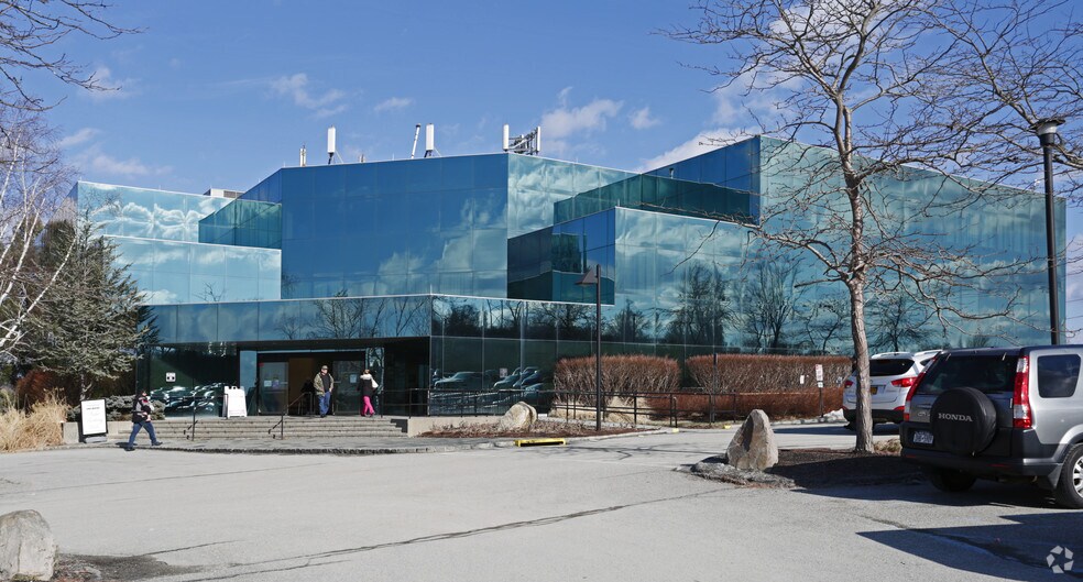Primary Photo Of 185 Route 312, Brewster Village Office For Lease