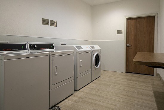 More Photos Of 6557 S Interstate 35 E, Corinth Hotel For Sale