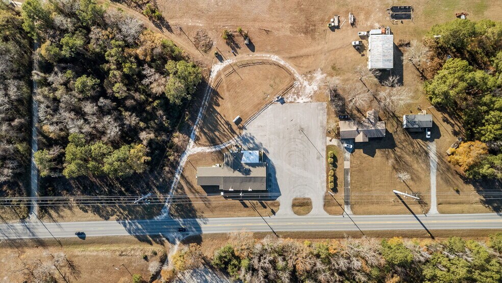 More Photos Of 2383 Hwy 58, Swansboro Restaurant For Sale