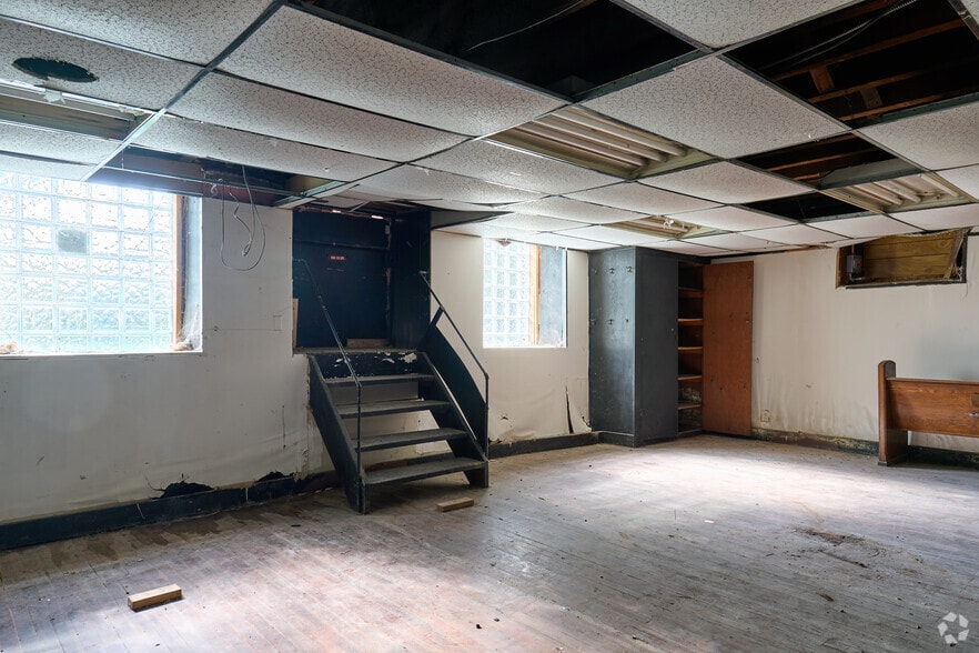 More Photos Of 159 Alexander St, Rochester Religious Facility For Sale