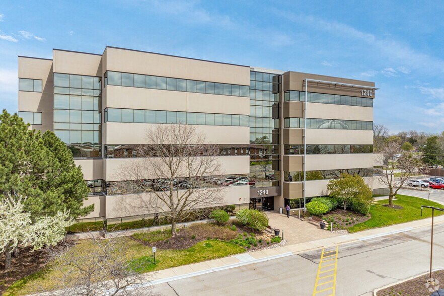 More Photos Of 1240 E Diehl Rd, Naperville Office For Lease