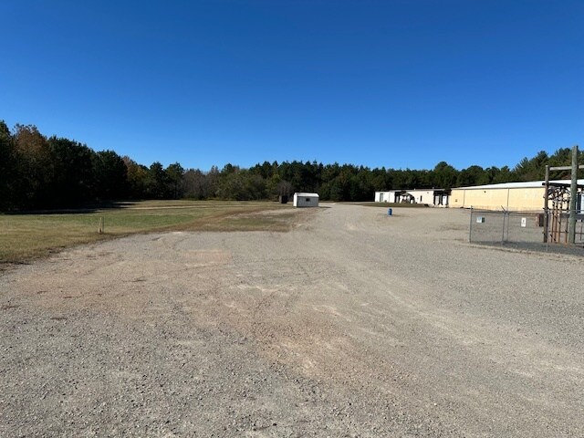 More Photos Of 929 Firetower Rd, Yanceyville Manufacturing For Sale