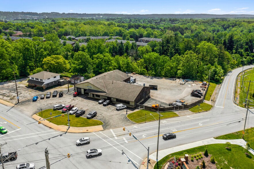 More Photos Of 12999 Royalton Rd, North Royalton Auto Repair For Sale