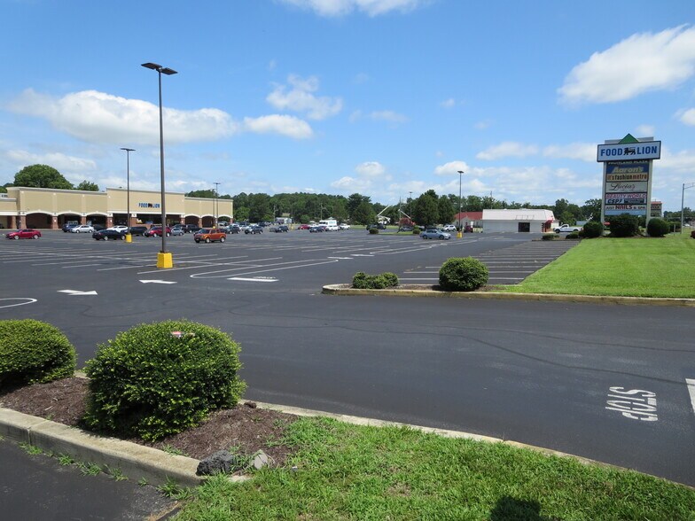 More Photos Of 206-208 N Fruitland Blvd, Fruitland Unknown For Lease