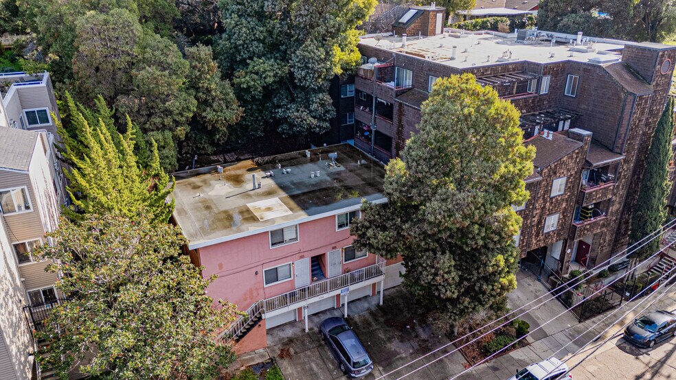 More Photos Of 9716 Mountain Blvd, Oakland Apartments For Sale