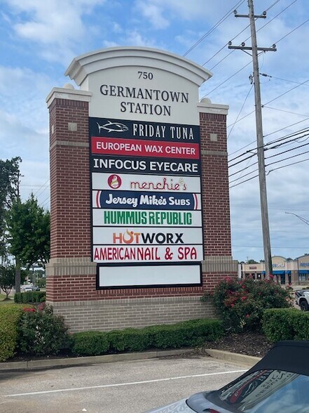 More Photos Of 750 N Germantown Pky, Cordova Unknown For Lease