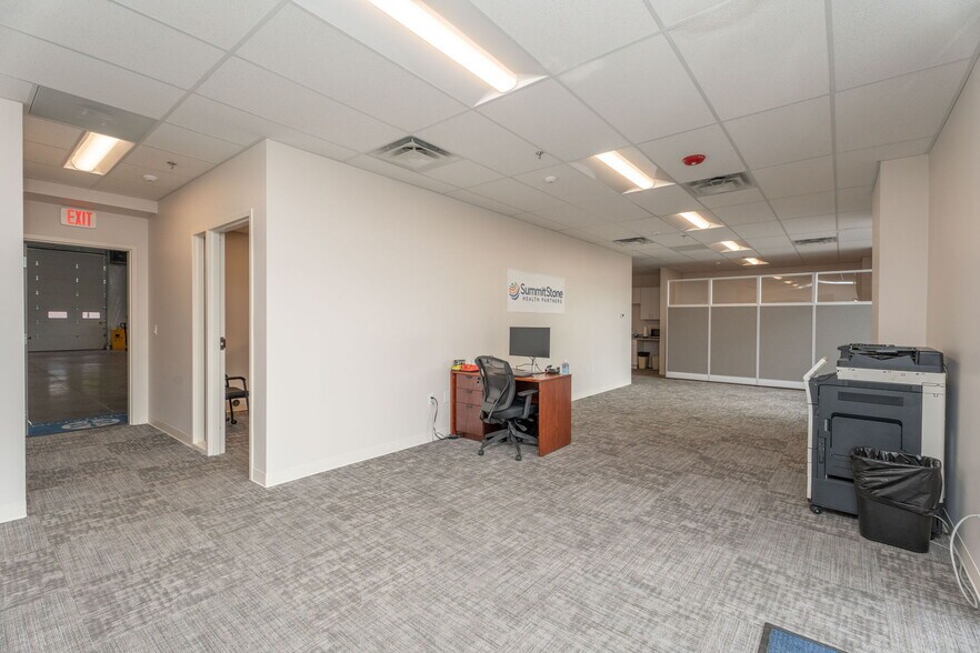 More Photos Of 2246 Zurich Dr, Fort Collins Warehouse For Lease