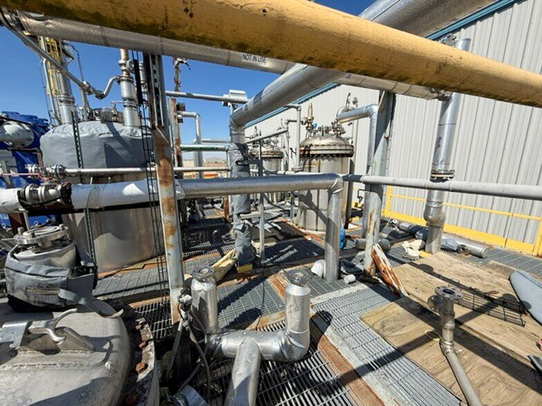 More Photos Of 5640 44th Ave S, Clinton Industrial For Sale