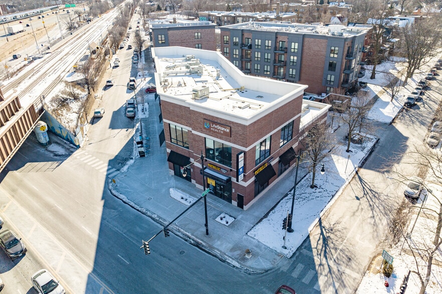 More Photos Of 4183 W Irving Park Rd, Chicago Storefront Retail Office For Sale