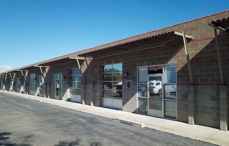 More Photos Of 6020 Midway Park Blvd NE, Albuquerque Warehouse For Lease
