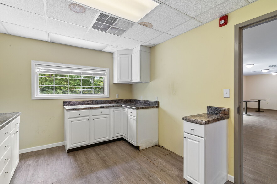 More Photos Of 215 Coates Rd, Linden Religious Facility For Sale