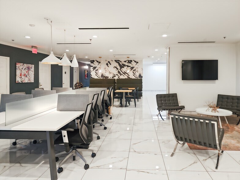 More Photos Of 3111 Camino del Rio N, San Diego Coworking Space
