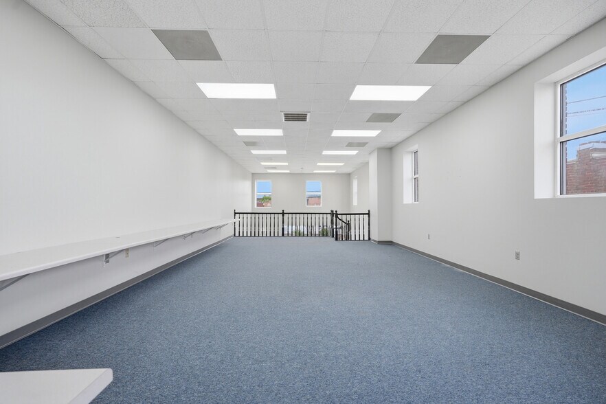 More Photos Of 109 Shelby St, Kingsport Storefront For Lease