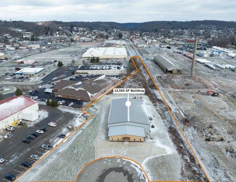 Primary Photo Of 180 Hollywood Dr, Butler Manufacturing For Lease