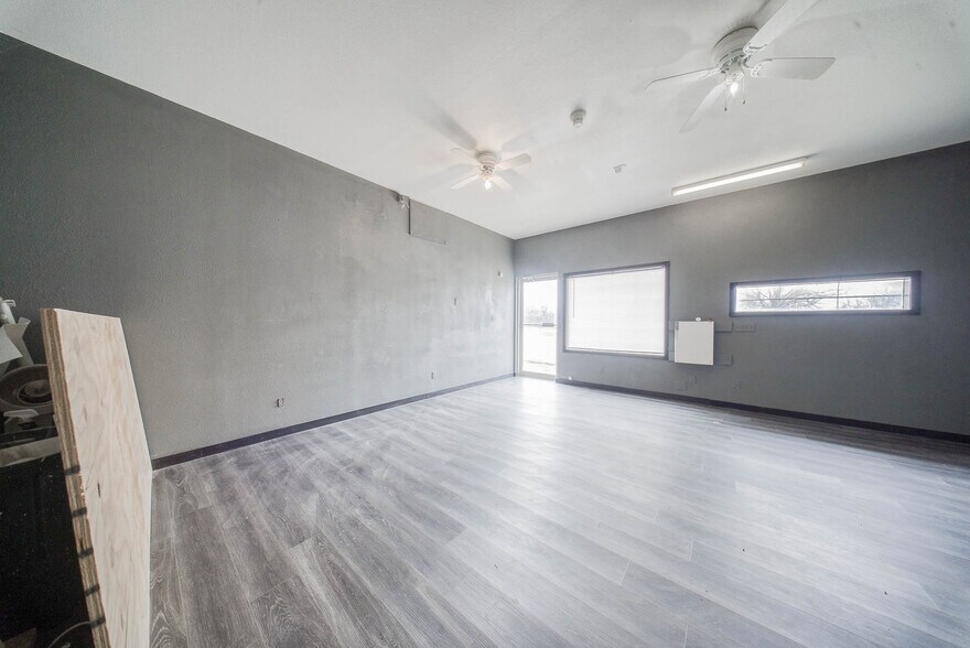 More Photos Of 17475 S US Highway 63, Rolla General Retail For Sale