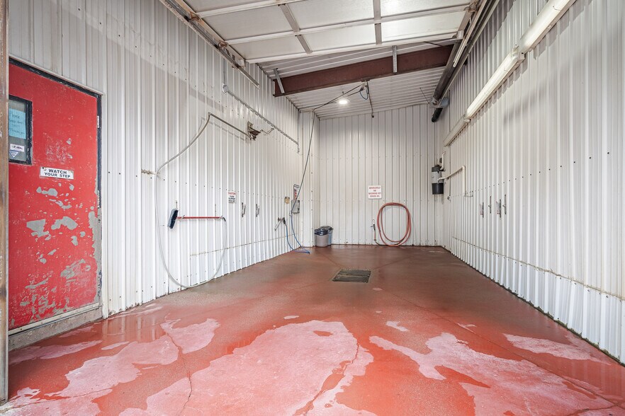 More Photos Of 20 Railway Av S, Marwayne General Retail For Sale