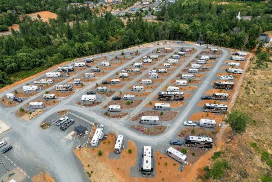 More Photos Of 25401 Redwood Hwy, Cave Junction Trailer Camper Park For Sale
