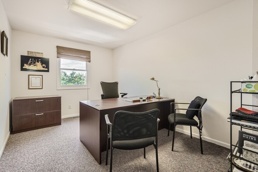More Photos Of 7907 Zenobia St, Westminster Office For Sale