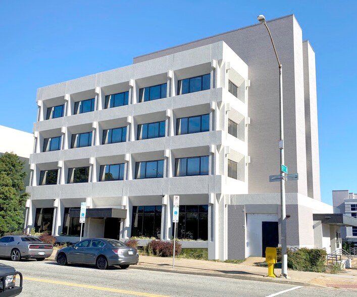 Primary Photo Of 2700 Washington Ave, Newport News Office For Lease