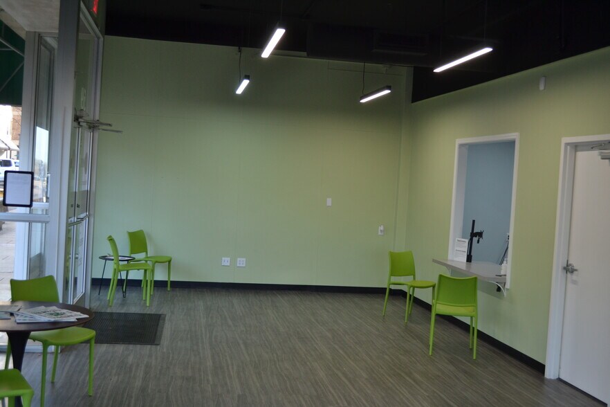 More Photos Of 44 S Front St, Memphis Apartments For Lease