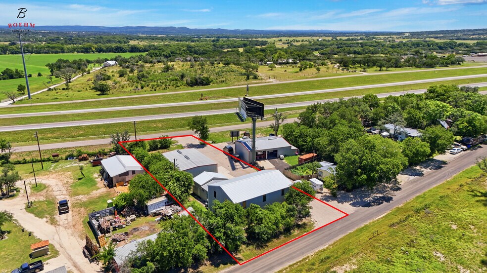 More Photos Of 38 FM 289, Comfort Warehouse For Lease