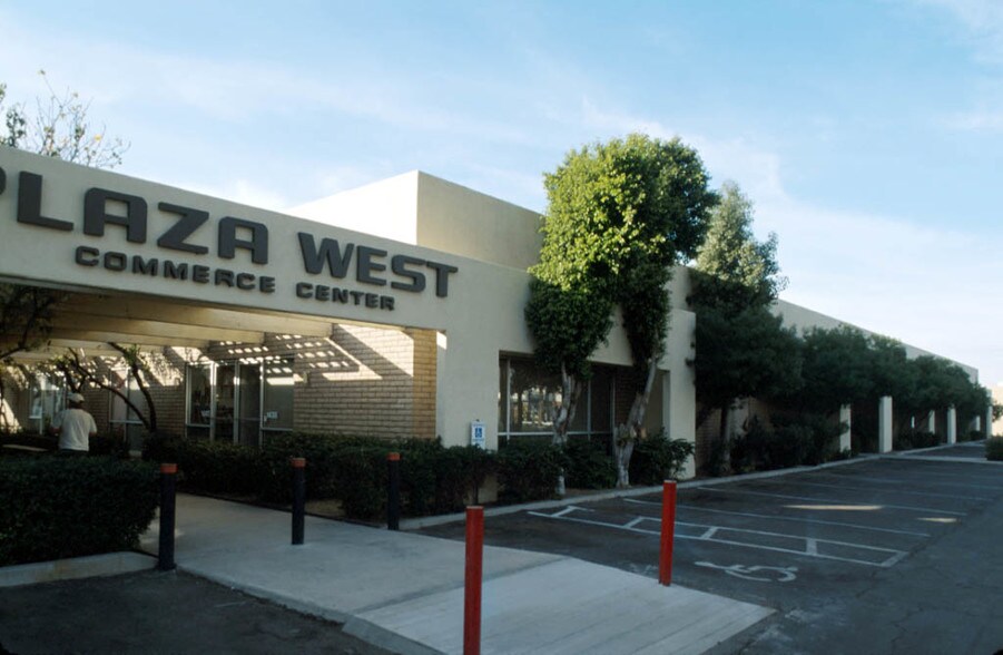 More Photos Of 2829-2847 W McDowell Rd, Phoenix Unknown For Lease