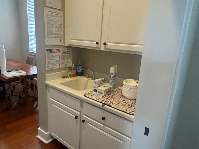 More Photos Of 36250 Emerald Coast Pky, Destin Office For Lease