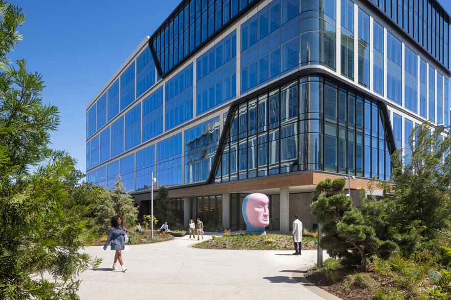 More Photos Of 384 Oyster Point Blvd, South San Francisco Unknown For Lease