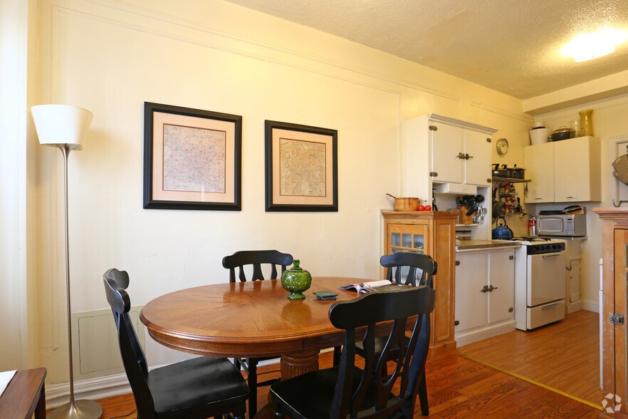 More Photos Of 135 S 20th St, Philadelphia Apartments For Lease