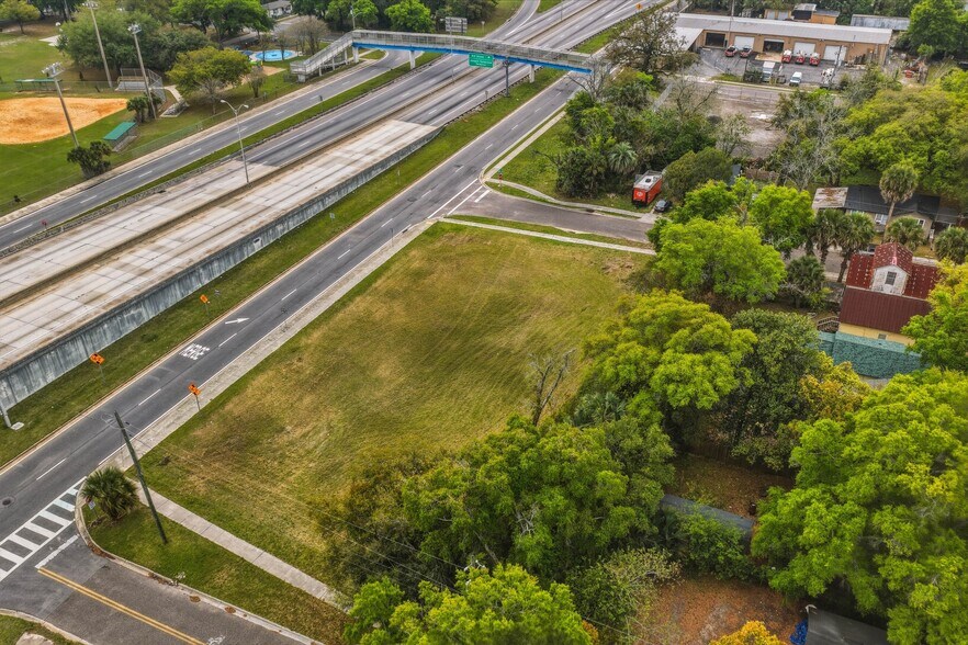 More Photos Of 0 10th Street, Jacksonville Land For Sale