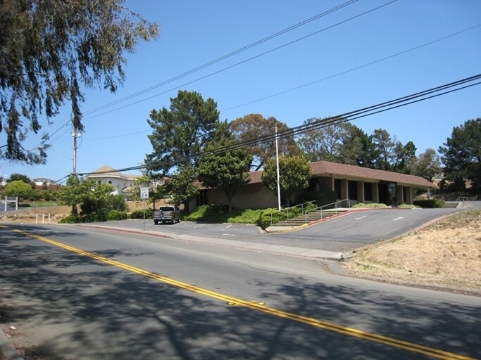 More Photos Of 150 Admiral Callaghan Ln, Vallejo Medical For Lease