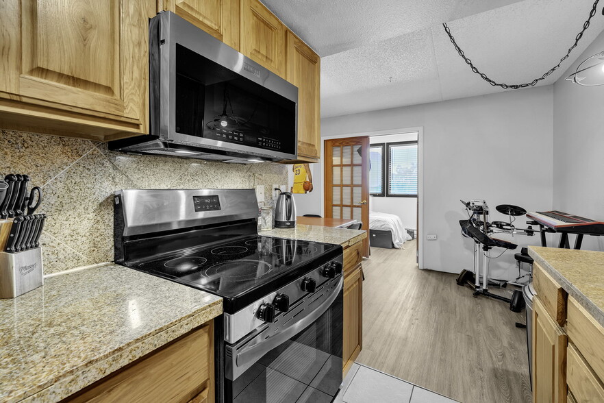 Primary Photo Of 805 29th St, Boulder Apartments For Sale