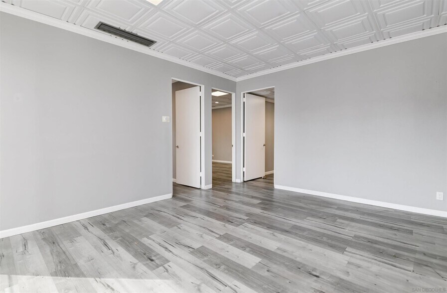 More Photos Of 4116-4120 W Point Loma Blvd, San Diego Medical For Lease