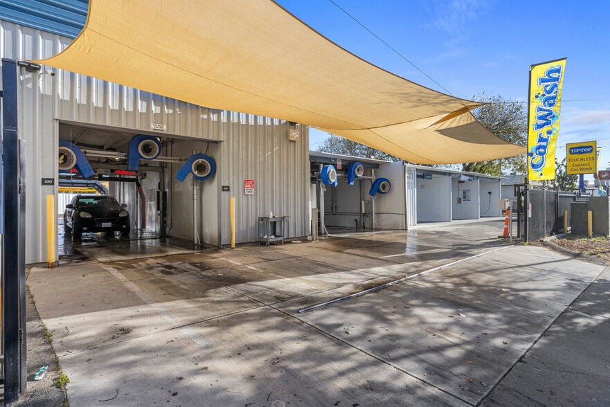 More Photos Of 1623 Yosemite Blvd, Modesto Carwash For Sale
