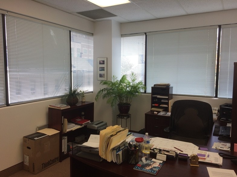 More Photos Of 100 Bayard St, New Brunswick Office For Lease