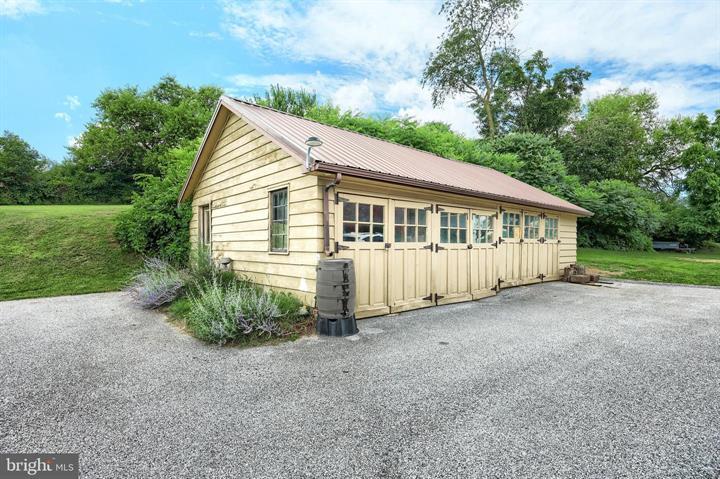 More Photos Of 4415 W Market St, York Specialty For Sale