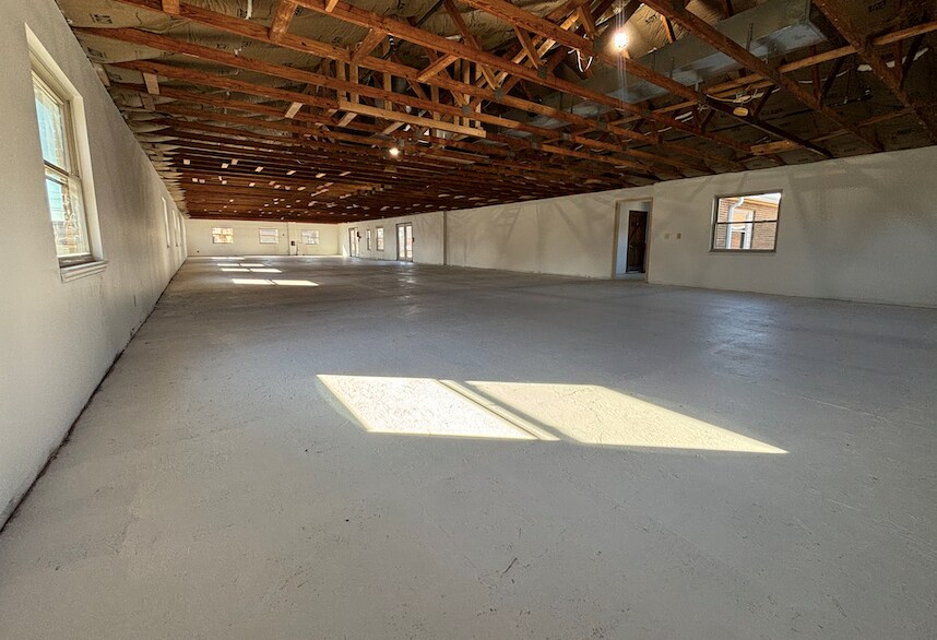 More Photos Of 9280 Plainfield Rd, Blue Ash Daycare Center For Lease