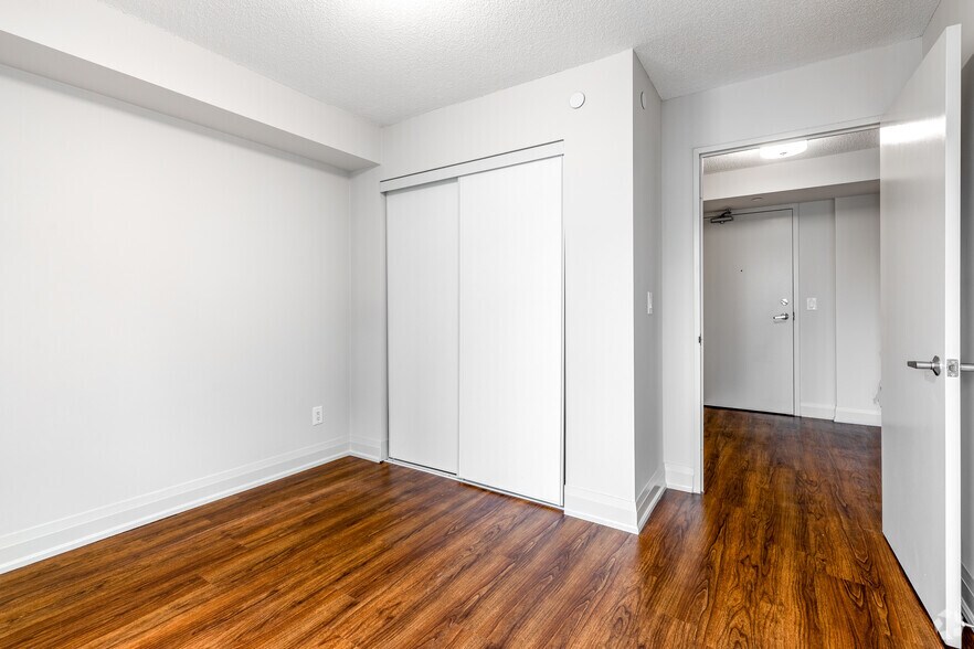 More Photos Of 614 Church St, Toronto Apartments For Lease