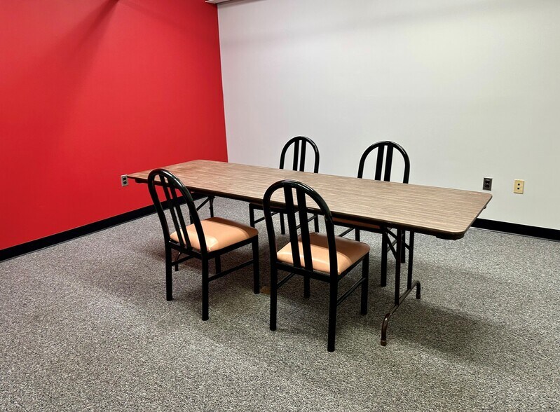 More Photos Of 15701-15757 Crabbs Branch Way, Rockville Light Distribution For Lease