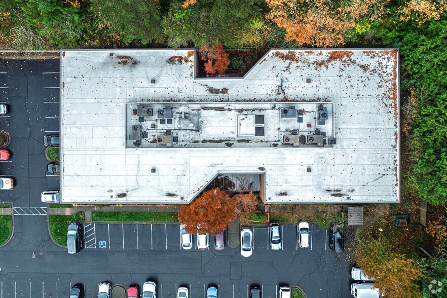 More Photos Of 2320 130th Ave NE, Bellevue Unknown For Lease