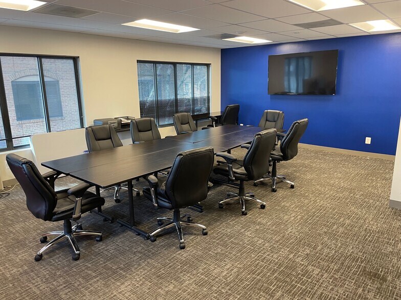 More Photos Of 11201-11259 Lockwood Dr, Silver Spring Office For Sale