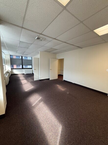 More Photos Of 175-55-175-61 Hillside Ave, Jamaica Office For Lease