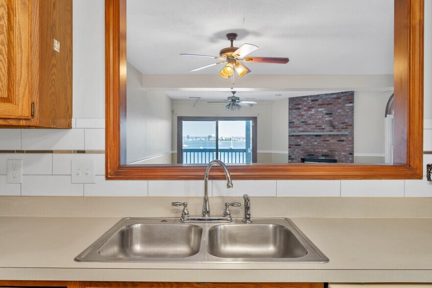 More Photos Of 88 Cove St, New Haven Apartments For Sale